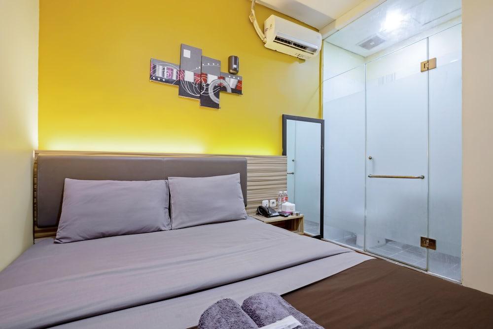 City Style Residence