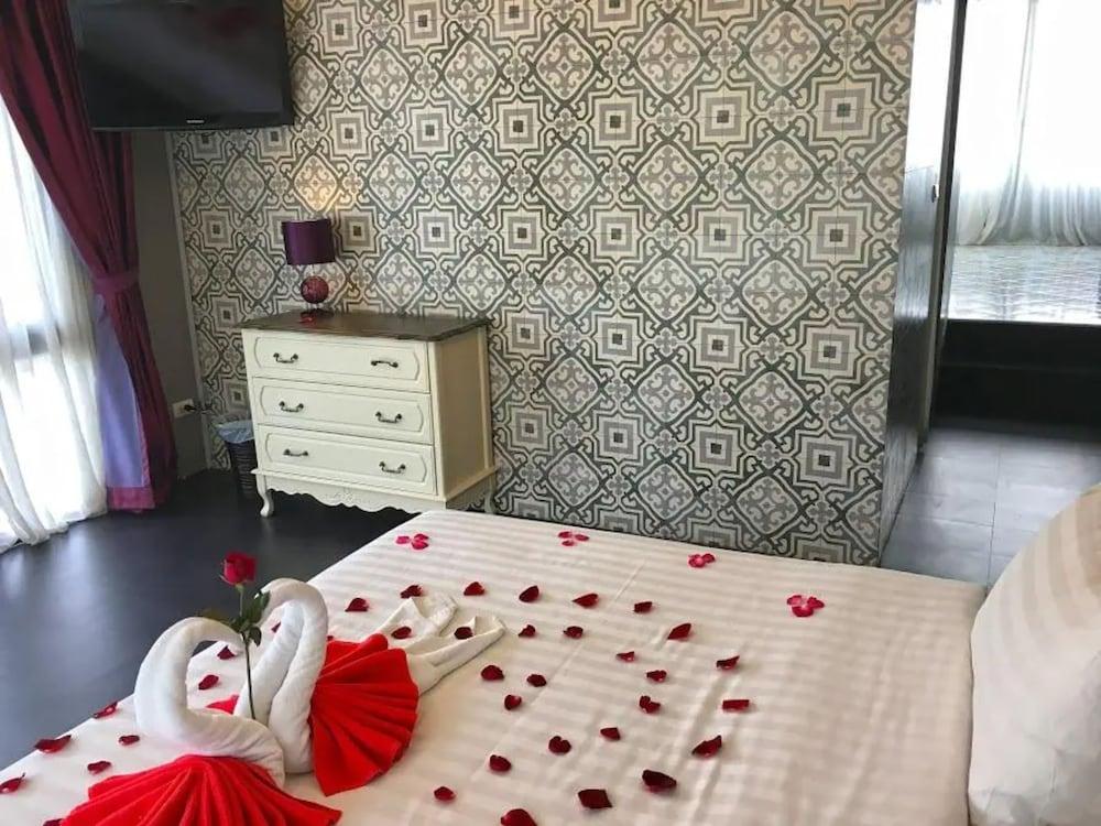 See Sea Villa Phuket