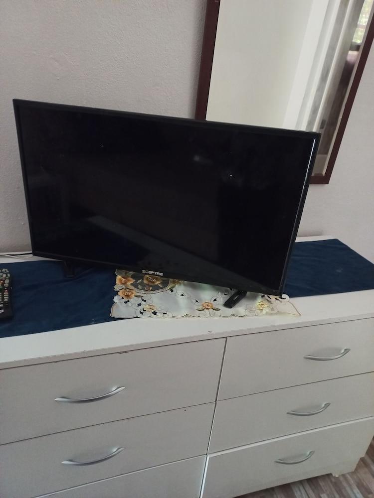 "room in Apartment - Bahamas Petapat Suite"