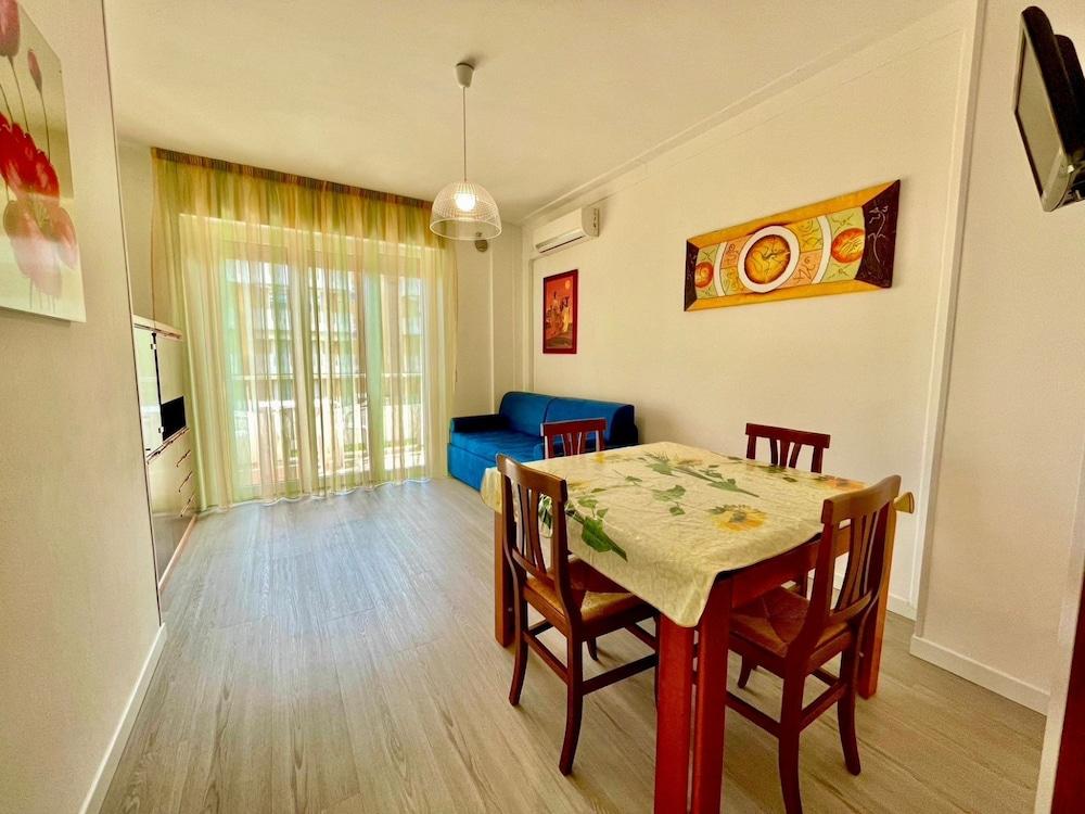 Bright Apartment by the Beach