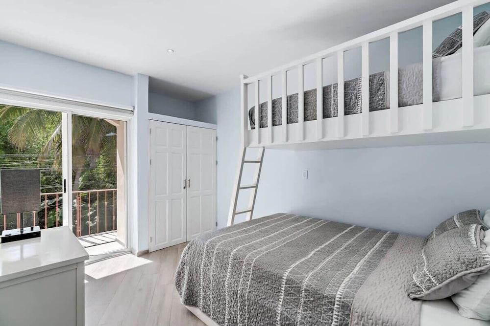 3-Bedroom, 2-Bath Beachfront Condo with Pool