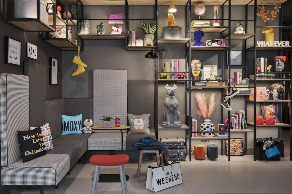 Moxy Duesseldorf City