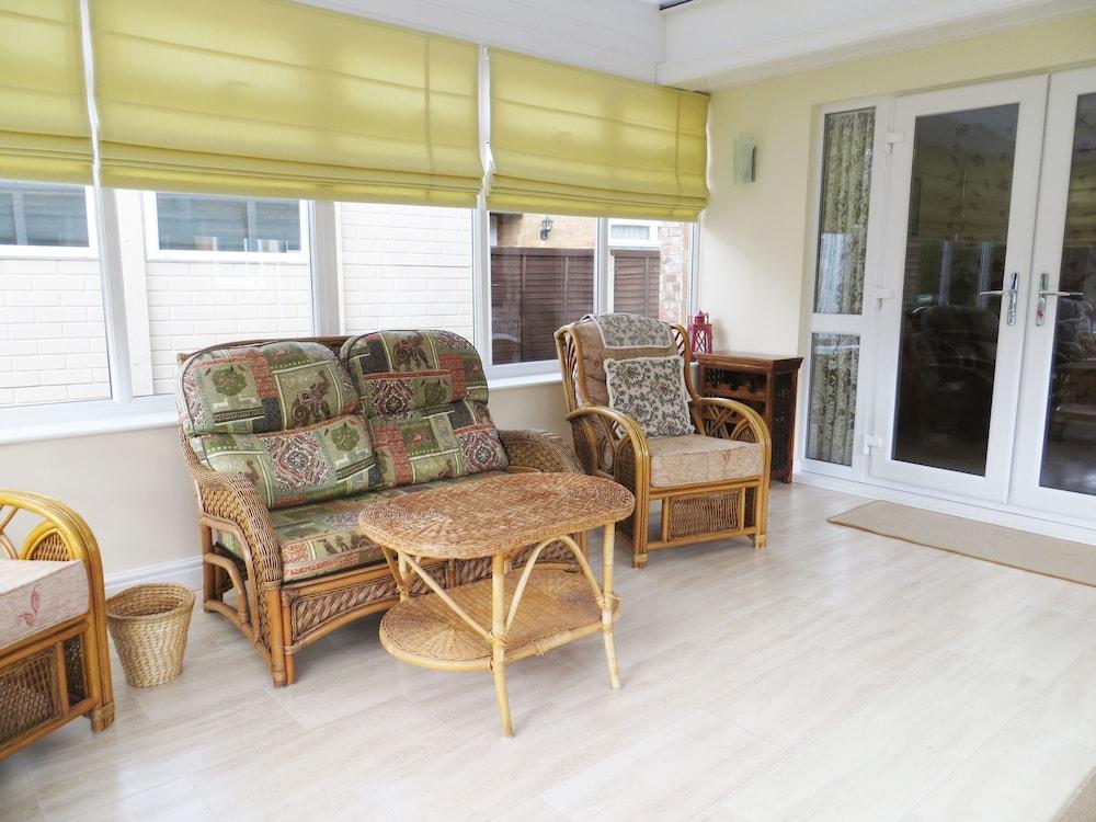 Tabusintac......lovely 2 Bedroom Bungalow