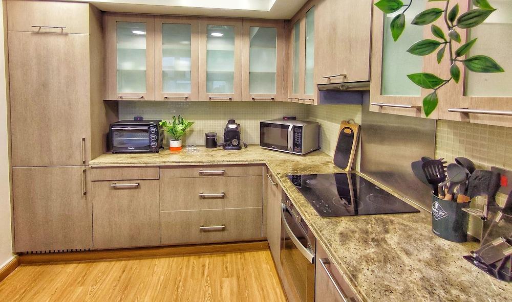 SuperHost - Fountain View Stylish Apt With Spacious Terrace