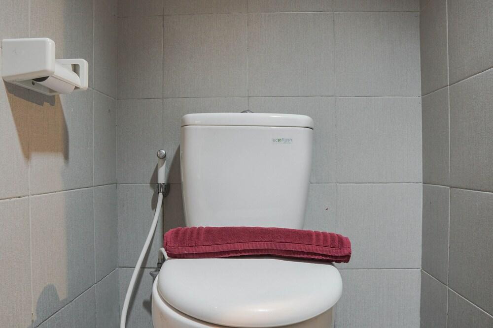 Nice and Comfort Studio at Bintaro Icon Apartment