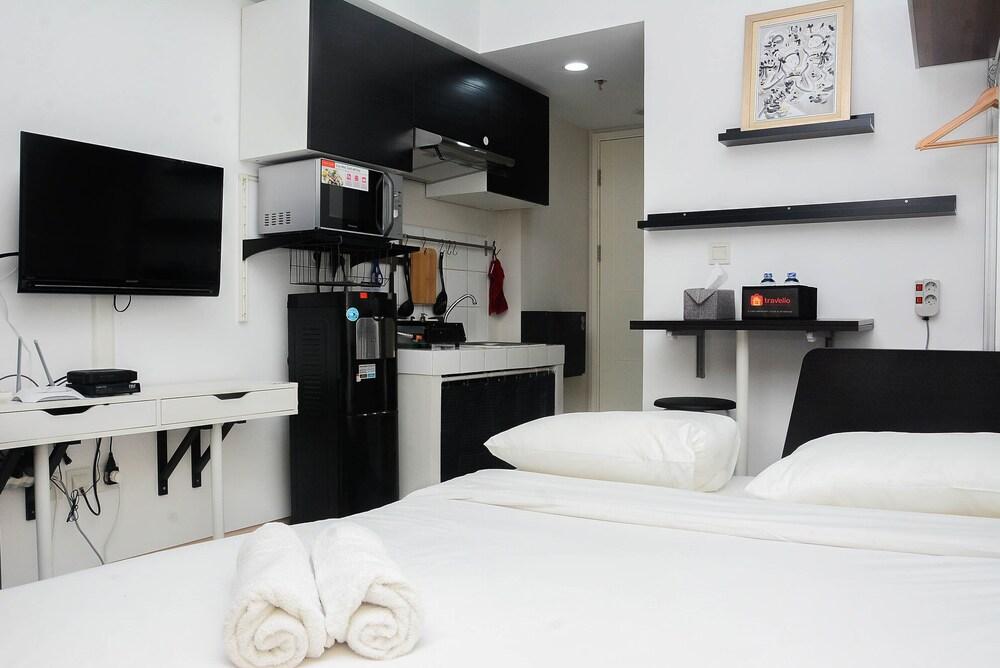 Functional Studio at Springlake Summarecon Bekasi Apartment
