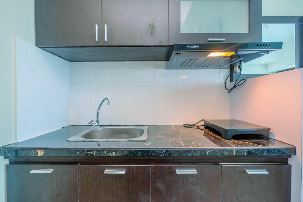 Pool View Studio Apartment @ Springlake Summarecon Bekasi