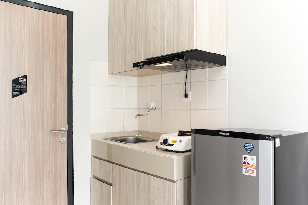 Comfortable Studio at Monroe Tower Apartment