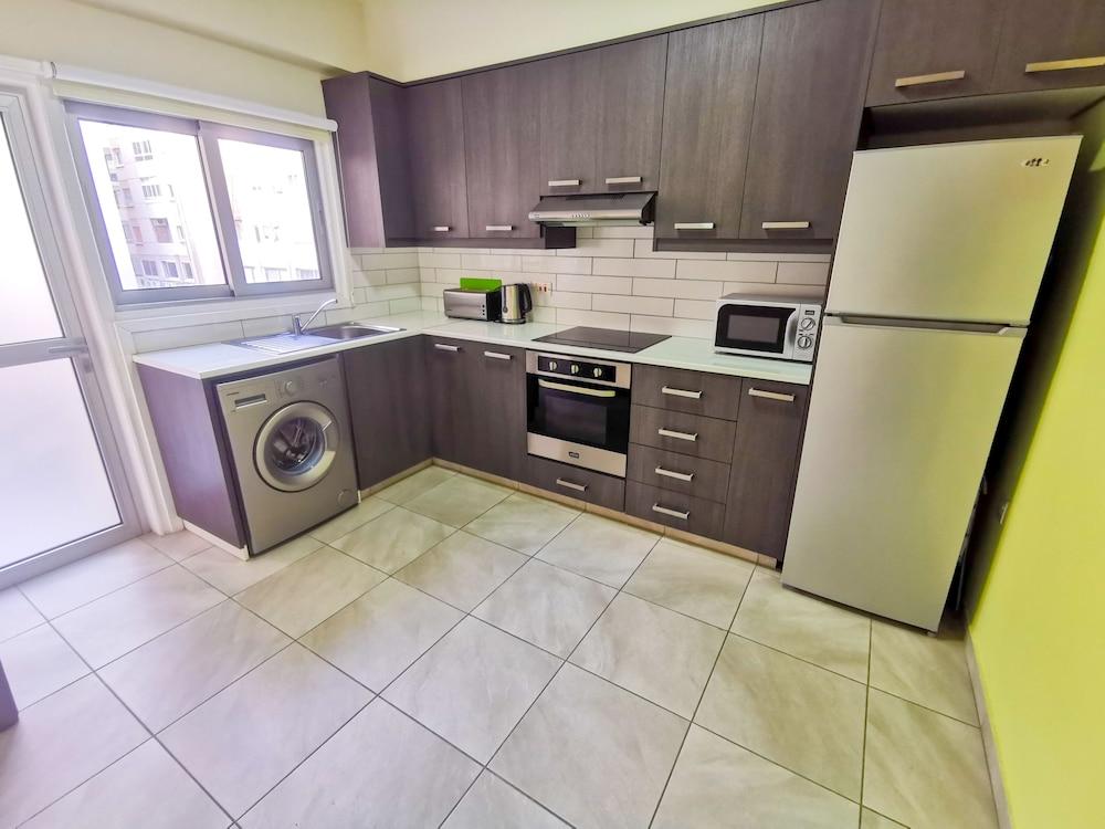 Beach-a-Holic Apartment