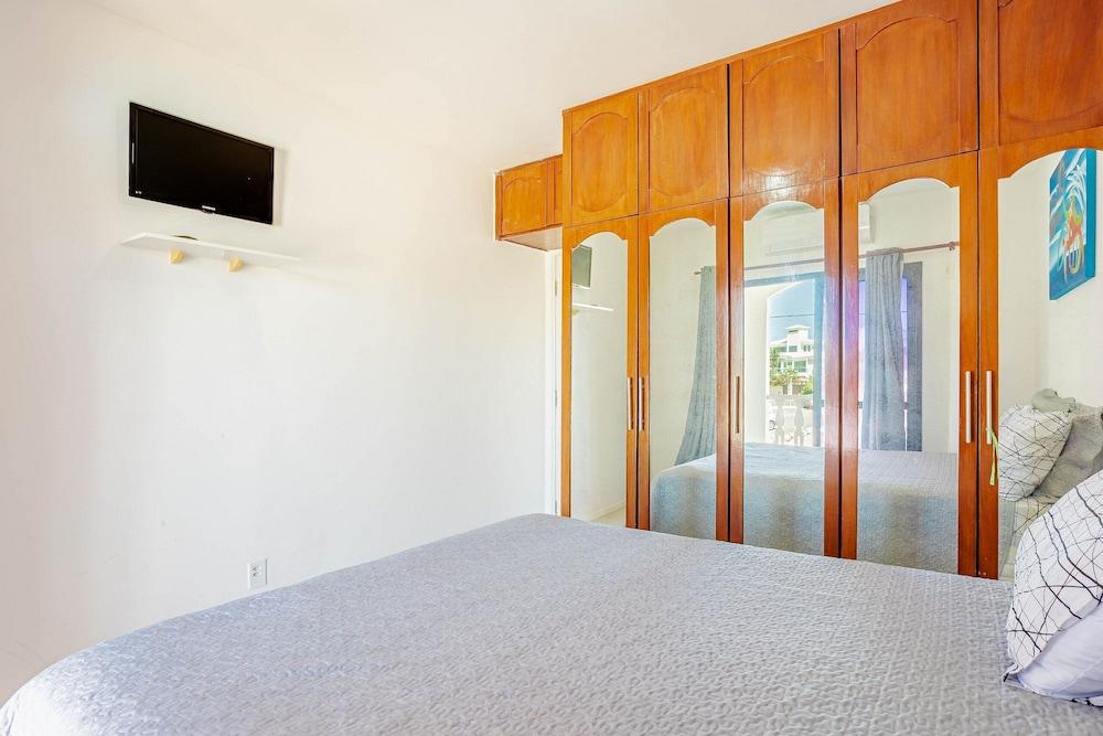 GB39 Apt 2 Quartos Duplex a 50m da Praia