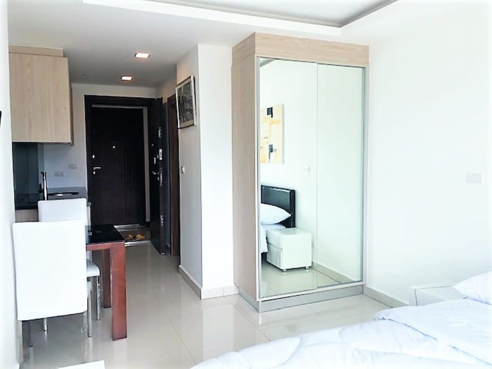 Laguna Beach 3 The Maldives - top Floor Studio