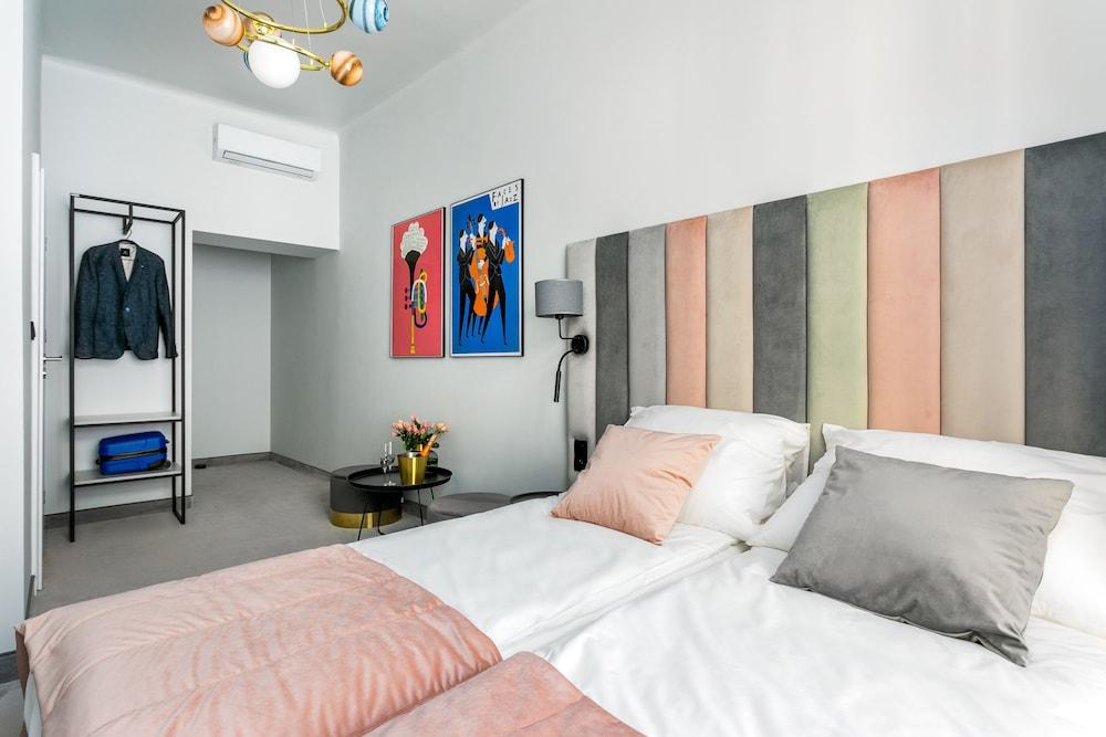 Old Town Residence - Premium Aparthotel