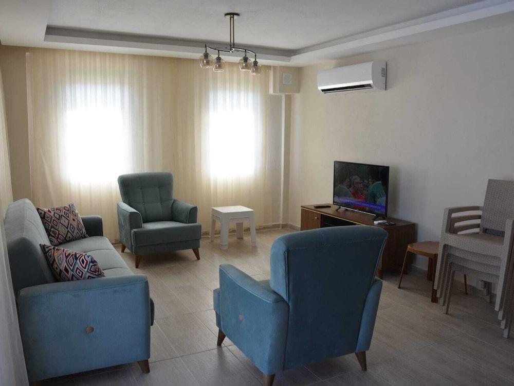 Stunning 4-bed Villa Konak Private & Pool