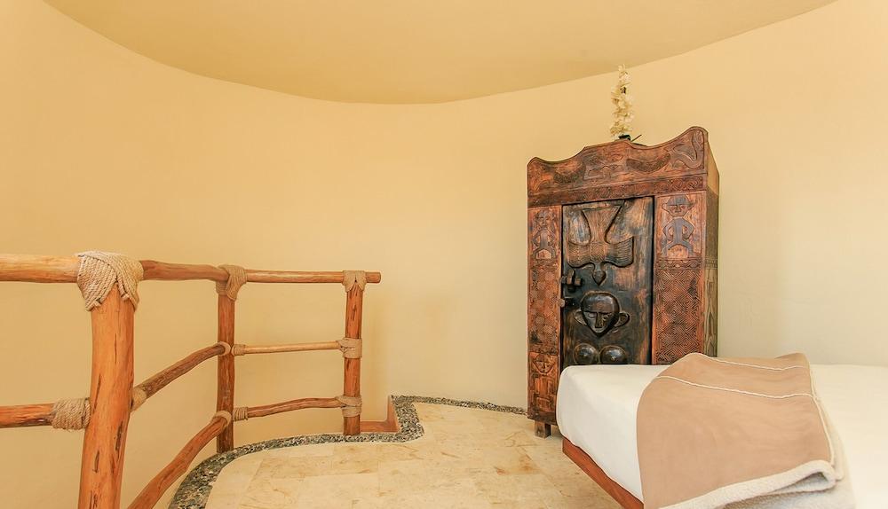 Sacbe by Stella Rentals