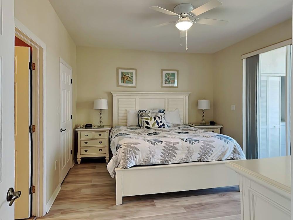 Casa Marina by Distinctive Beach Rentals