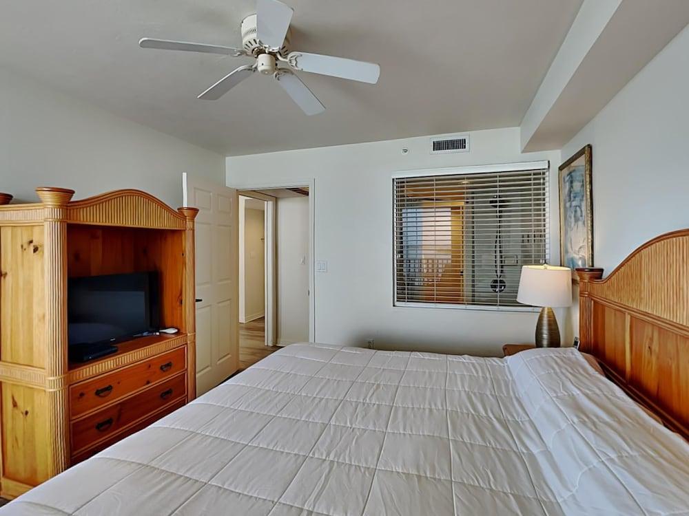 Lovers Key Resort by Distinctive Beach Rentals