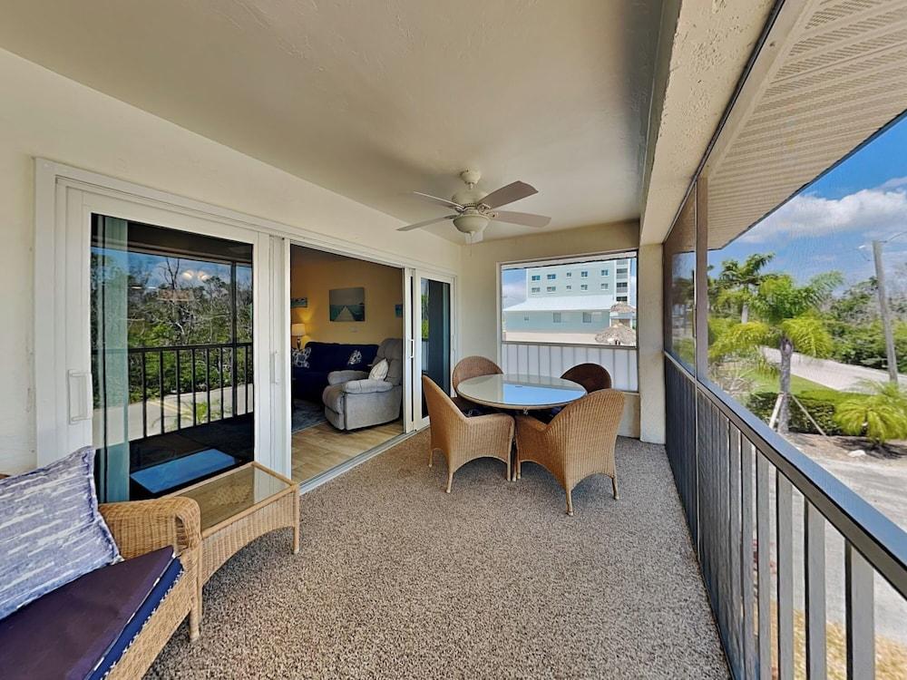 325 Mango by Distinctive Beach Rentals