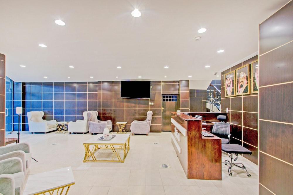 OYO 595 Aali For Residental Units