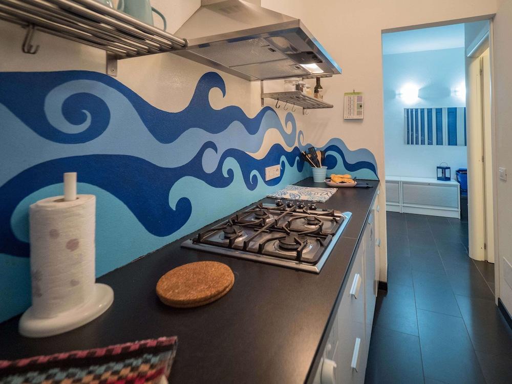 Sciacchetrà Apartment with AC