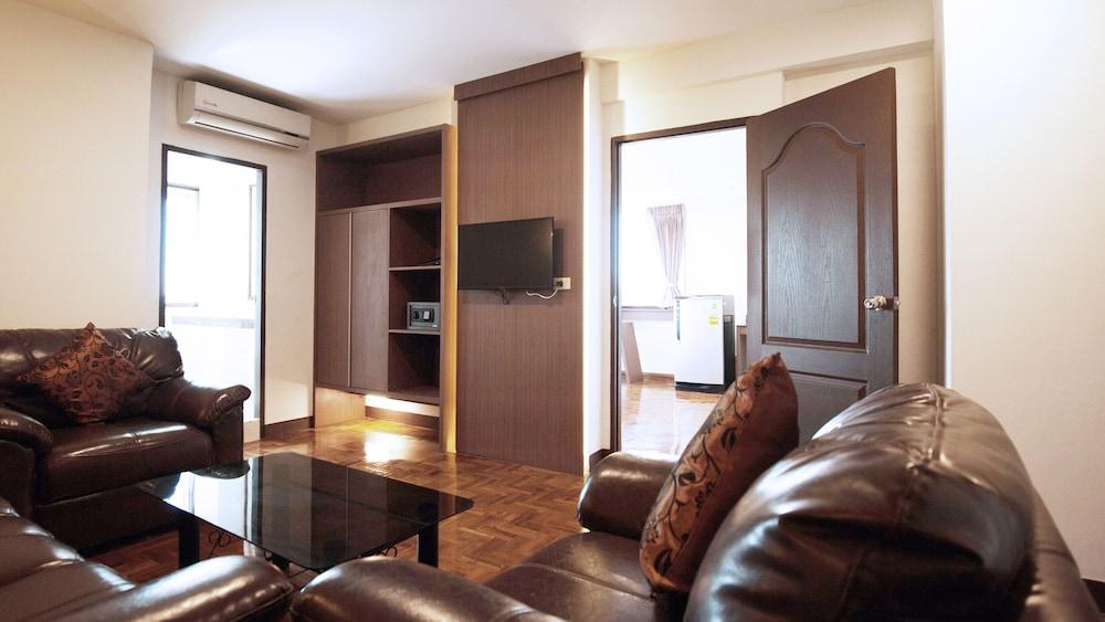 B2 Chang Phueak Gate Premier Hotel