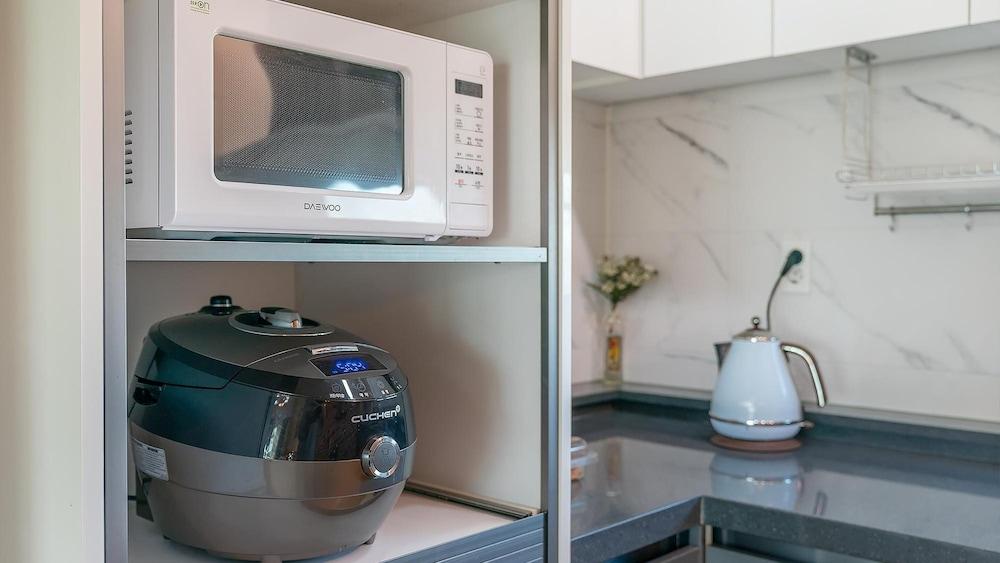 Jeju Jongdalrifeel House