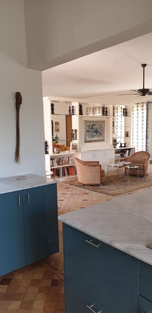 Very Chic Private Villa With Garden And Pool