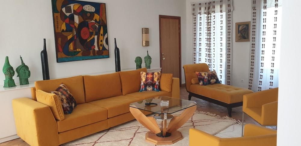 Very Chic Private Villa With Garden And Pool