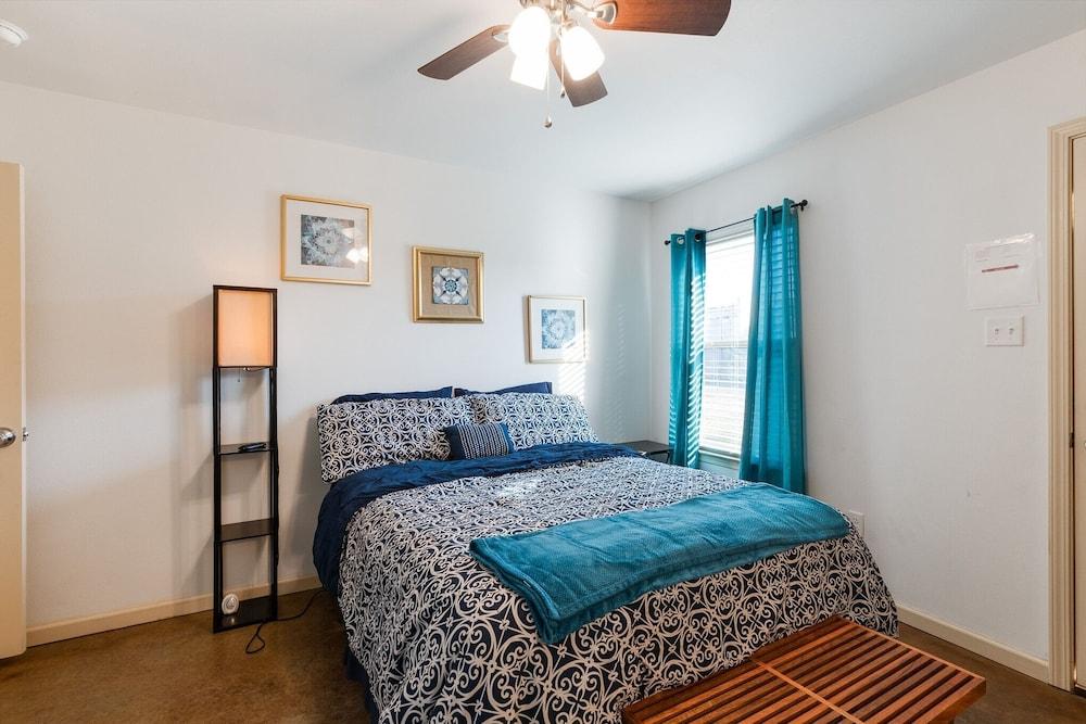 Charming In Conway 3 Bedroom Duplex by Redawning