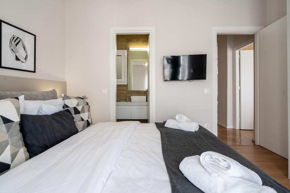 The Athens Gathering - Hip area