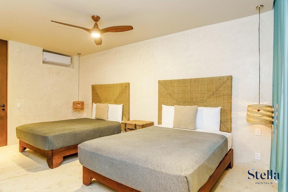 Gorgeous Flowy Space with Wrap-around Private Pool