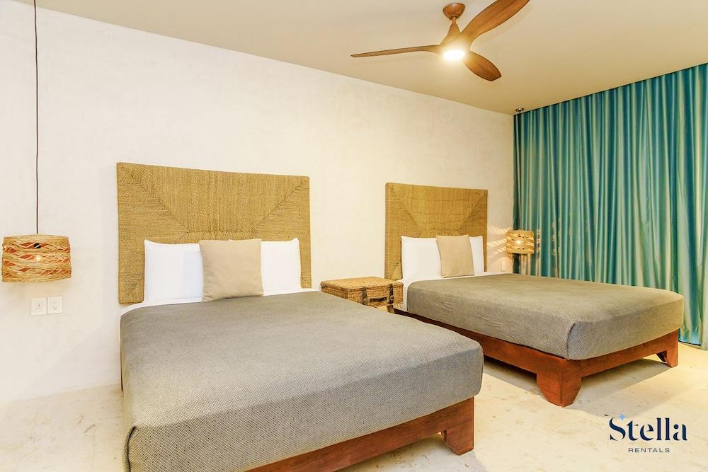 Gorgeous Flowy Space with Wrap-around Private Pool