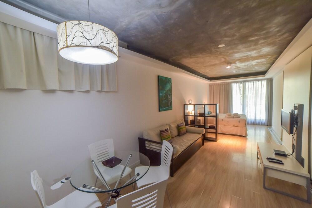 BENS Barrio Norte Apartments