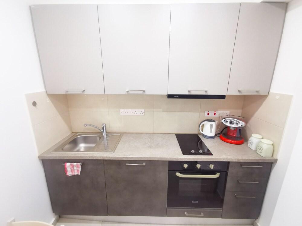 Sandy Bottoms Beach Apartment