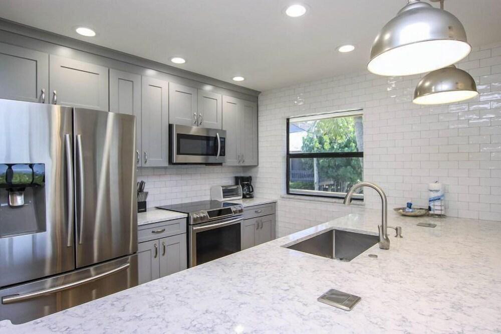 South Seas Beach House 22