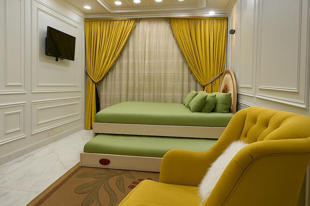 Relaxed Luxury at Our Porto Said Chalet