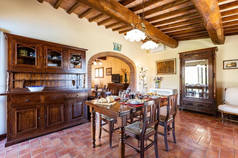 Captivating 1-bed Villa With Pool in Tuscany