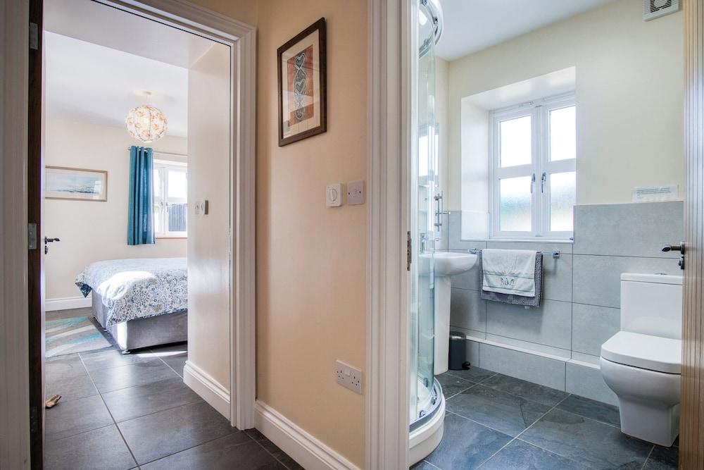 The Chaffhouse - 4 Bedroom - Llangennith