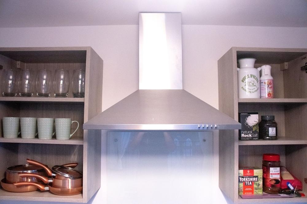 Livestay - 2 Bed 2 Bath Minutes From Heathrow