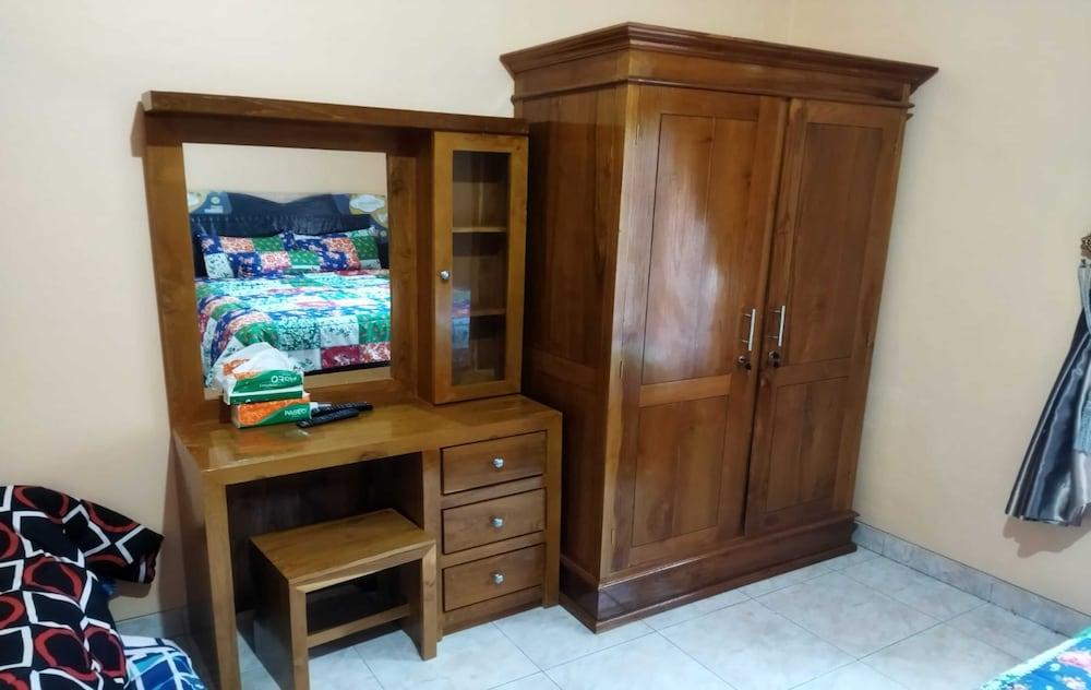 Algira Homestay Prambanan