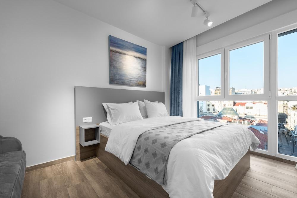 Hermes Nilie Hospitality MGMT