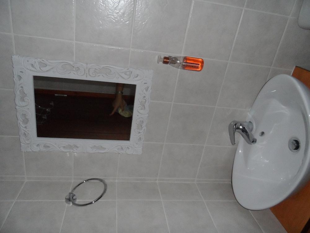 Cherry Lane Self Catering in Bloemfontein Family Apartment for max 8 Guests