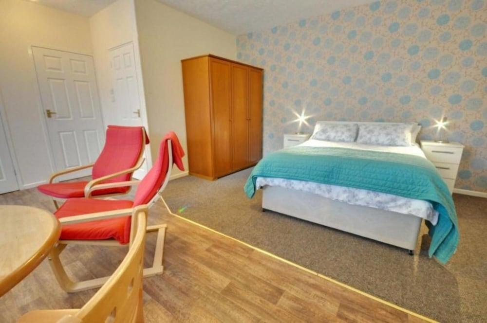 Somerville Coach House 3