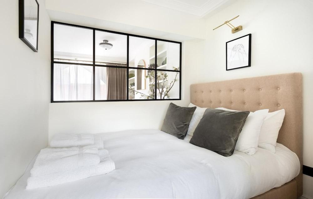 The Chelsea Apartment