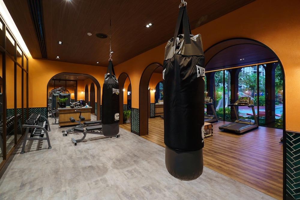 LaHabana Huahin by Pat