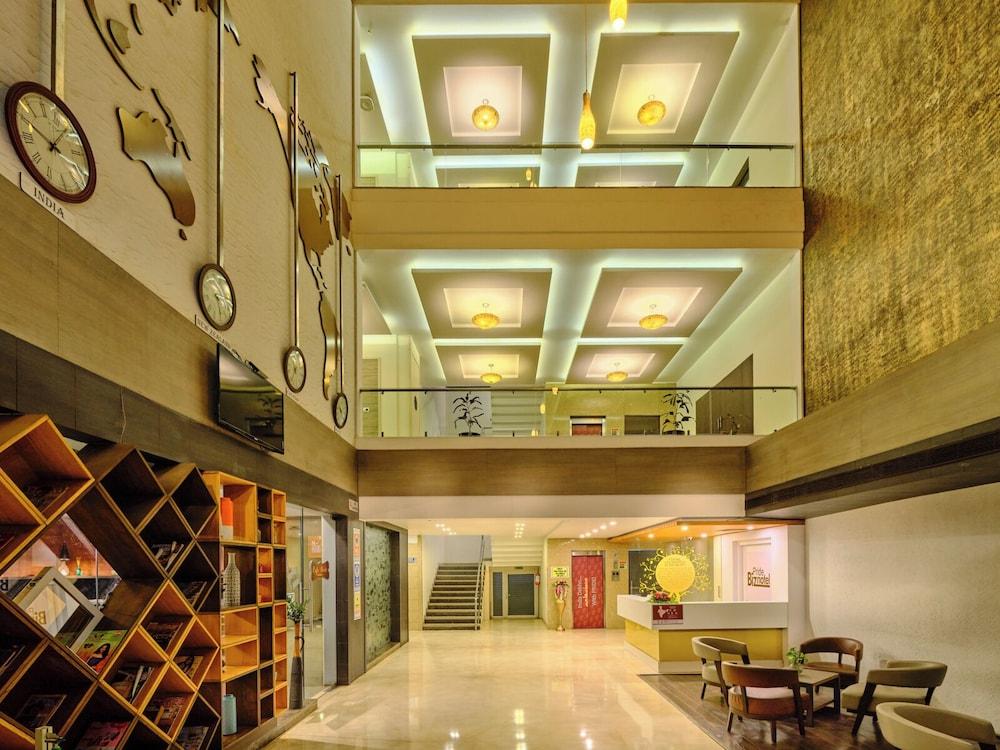 Pride Biznotel Manjusar