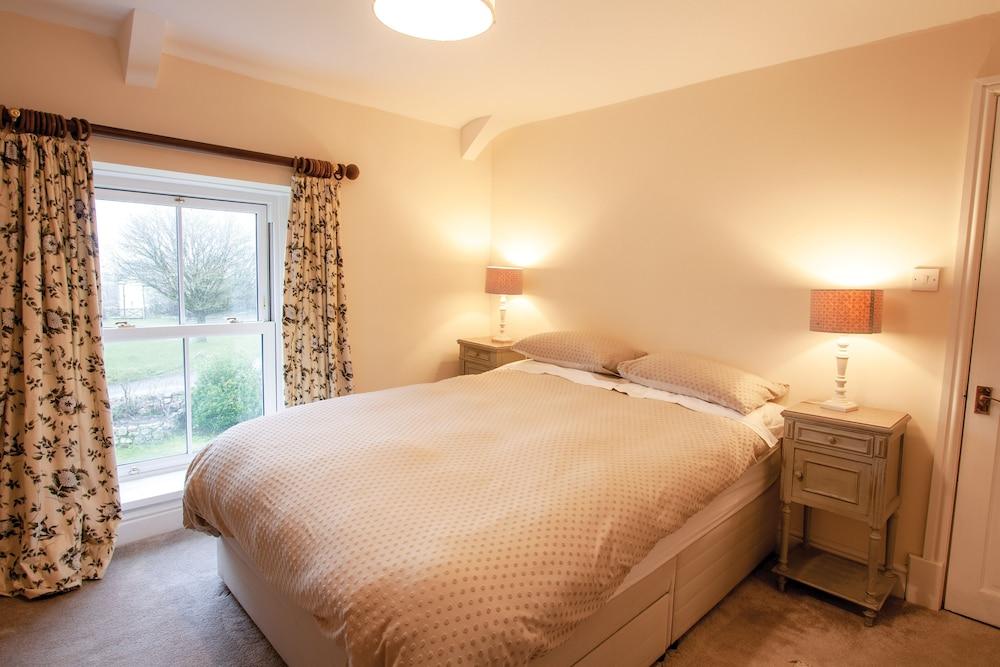 Bayview House - 4 bedroom - Llanmadoc