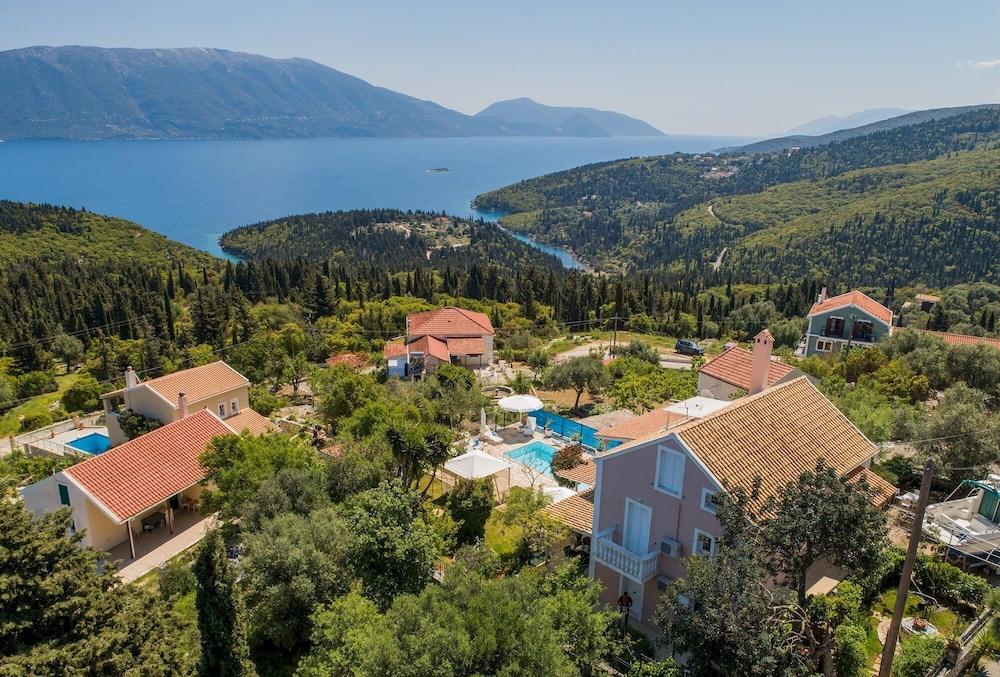 Villa Serenity Sleeps 9