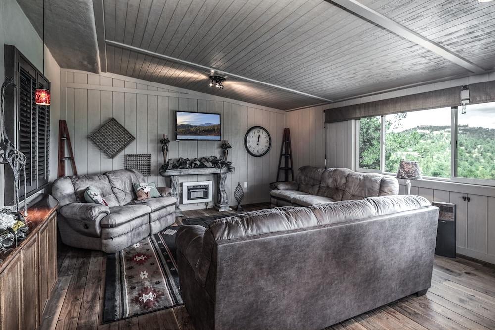 Cozy Timbers by Ruidoso Vacation Rentals