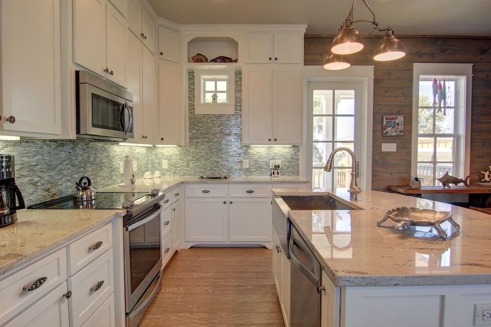 Cajun Cottage 108 BE