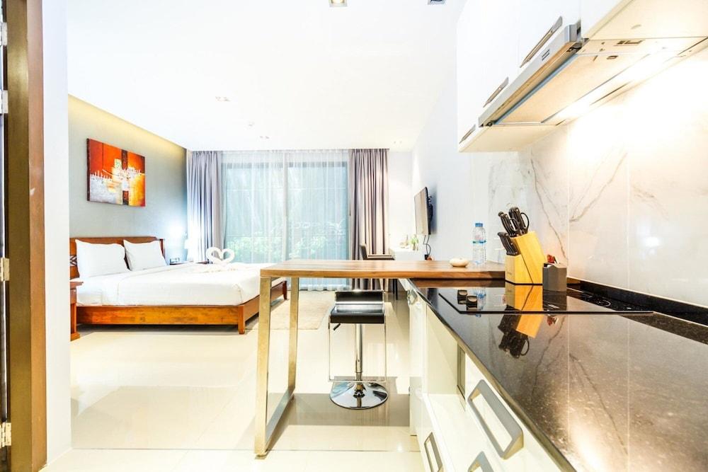 Et212a - Studio in Patong With Shuttle to the Beach